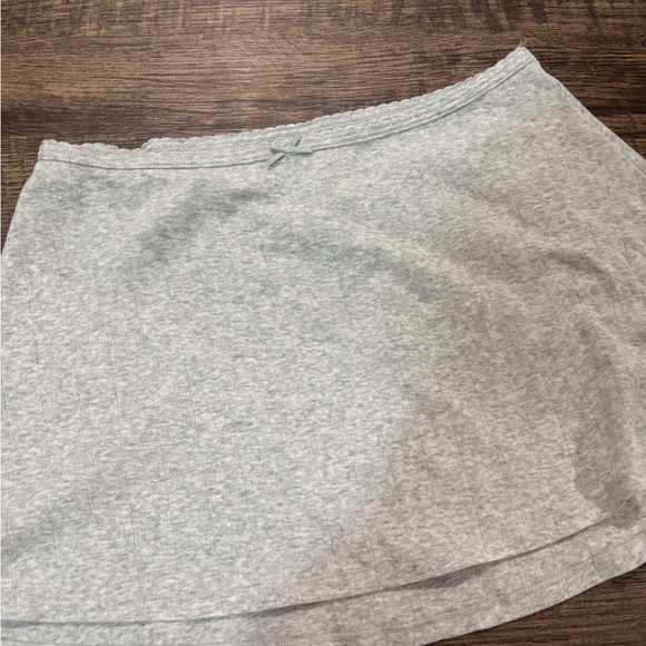 skims drop needle pointelle mini skirt in light heather grey - Picture 4 of 8